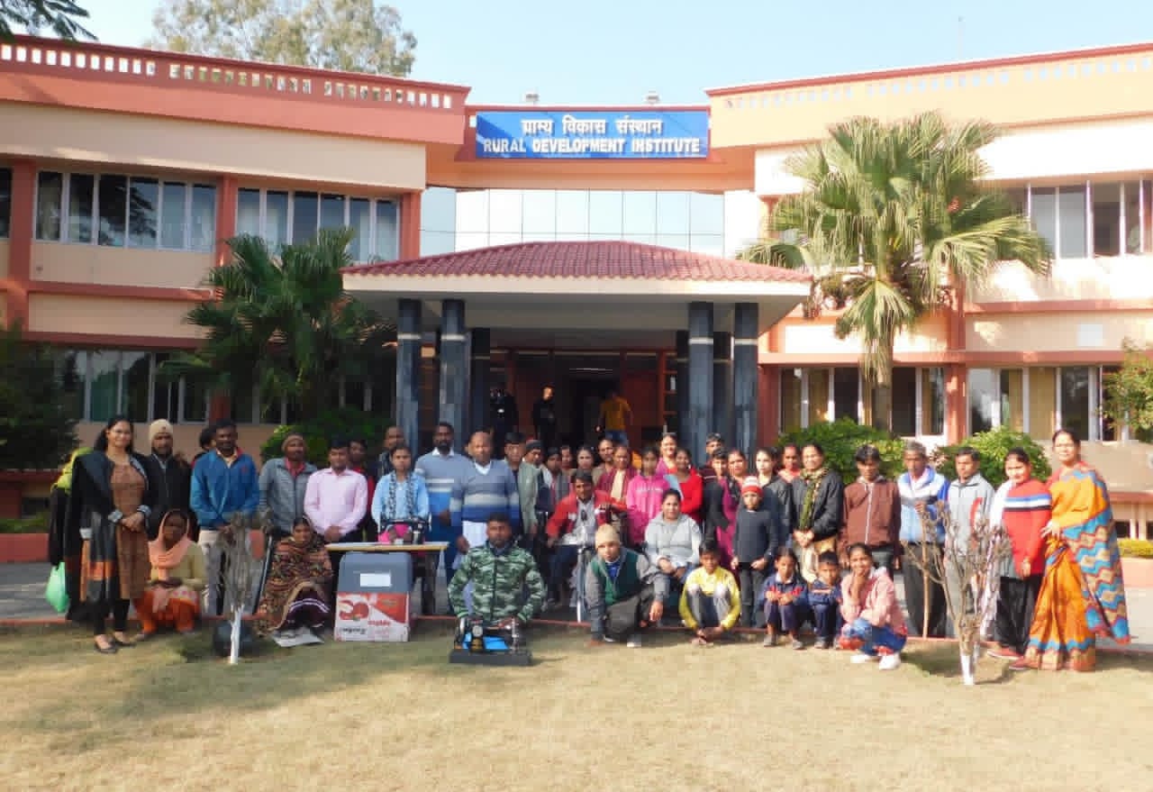 b3b4168f-825f-4116-9334-c49f0126f163