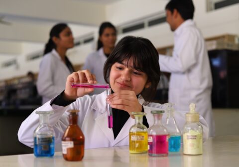Student-in-Medical-Lab